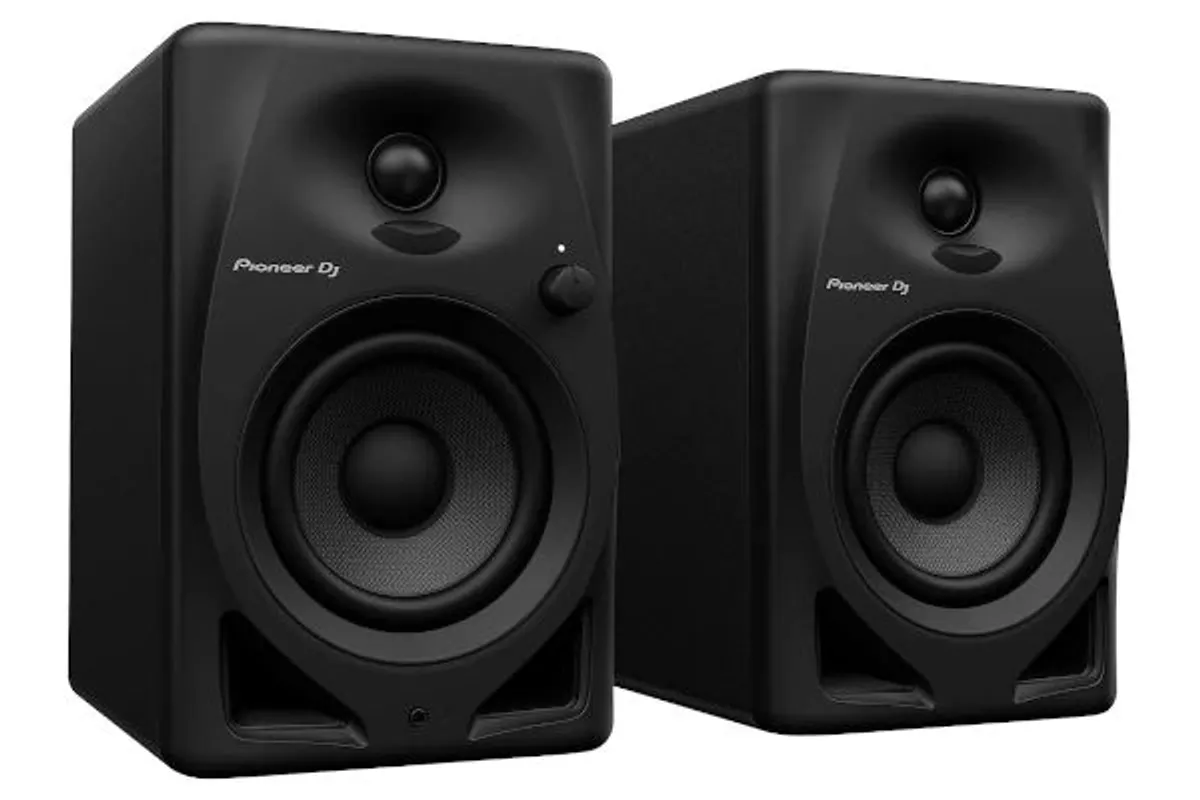 Pioneer DJ Monitor de estúdio, preto (DM-40D)