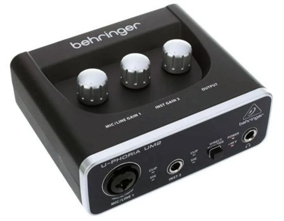Behringer UM2 Interface de Áudio USB