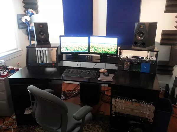 studio pro desk