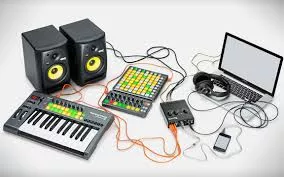 home studio equipamento small