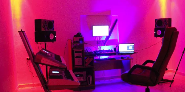 home studio moderno fundo rosa