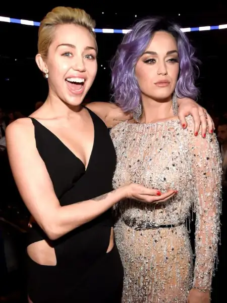 Miley Cyrus e Katy Perry