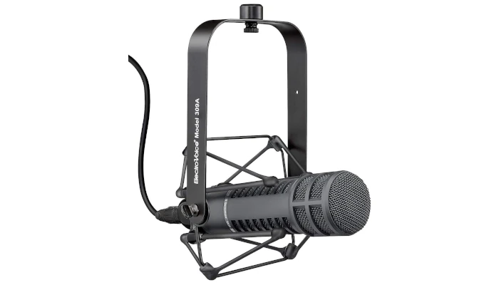 Electro-Voice RE20